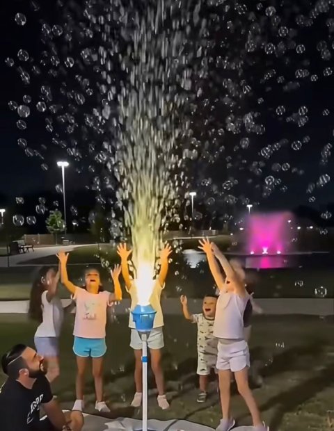Bubble Machine Lantern, Standing Bubble Maker Lights, Rechargeable Wireless Outdoor, 110 x 20 cm Bubble Blower for Garden, Picnic, Party, and Landscape Decoration