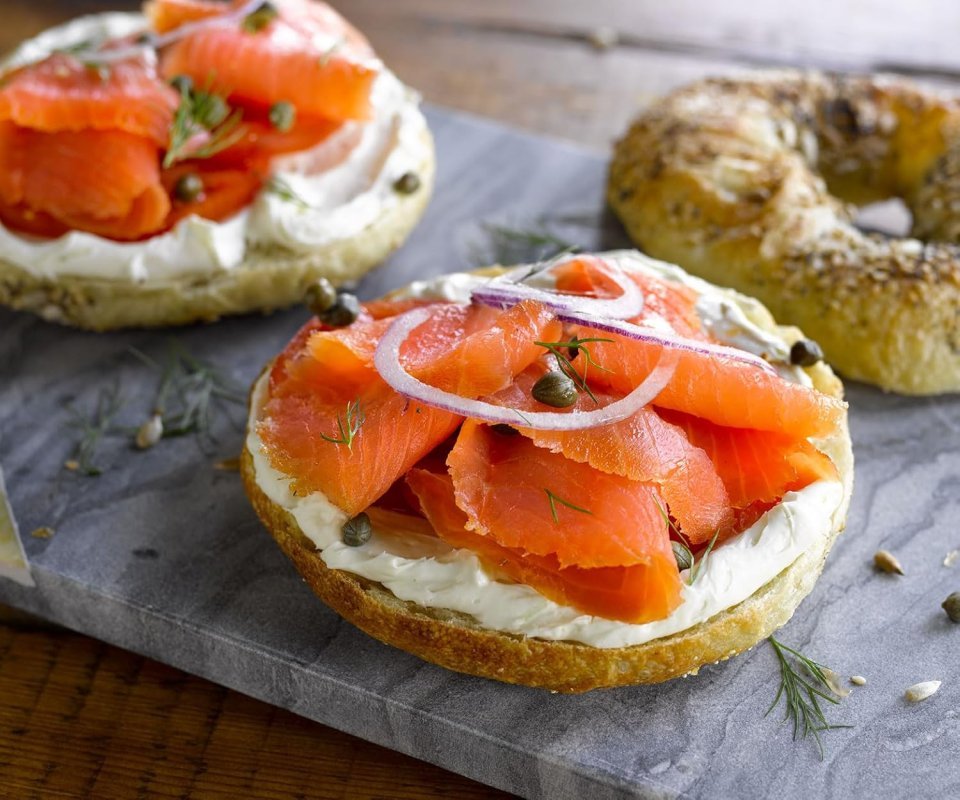 Buy Ducktrap River Plain Smoked Salmon 4 OZ | Premium Responsibly Farmed Smoked Salmon for Healthy Gourmet Snacks